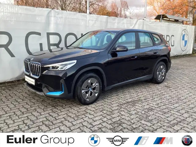 BMW iX1 xDrive 30 Navi Sitzheizung Park Assist Adaptives M