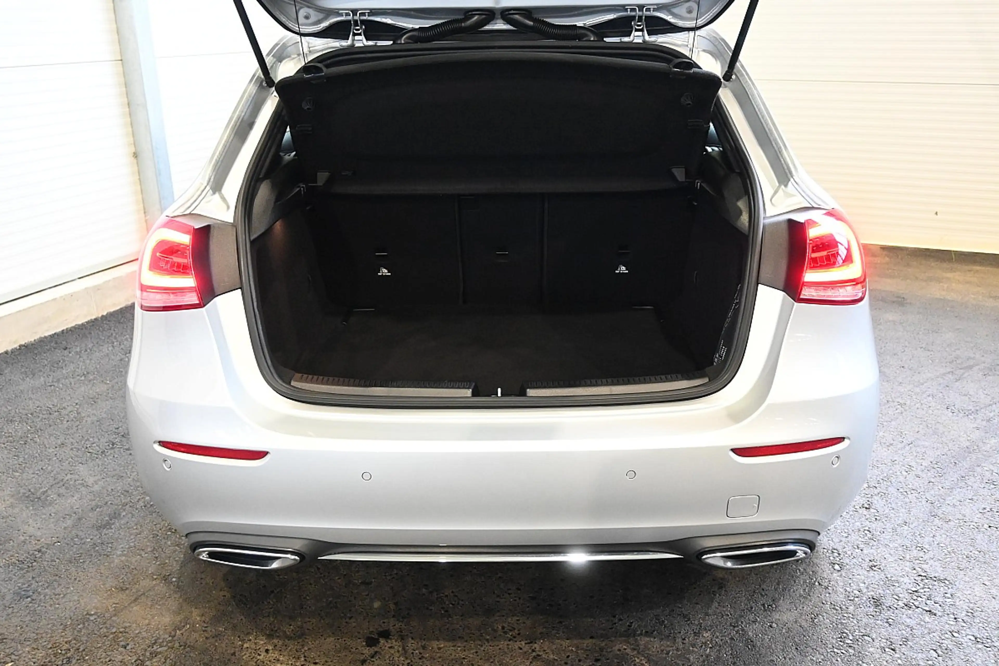 Mercedes-Benz A 200 d 4MATIC Aut LEDER LED NAVI PARKASSISTENT — photo 7