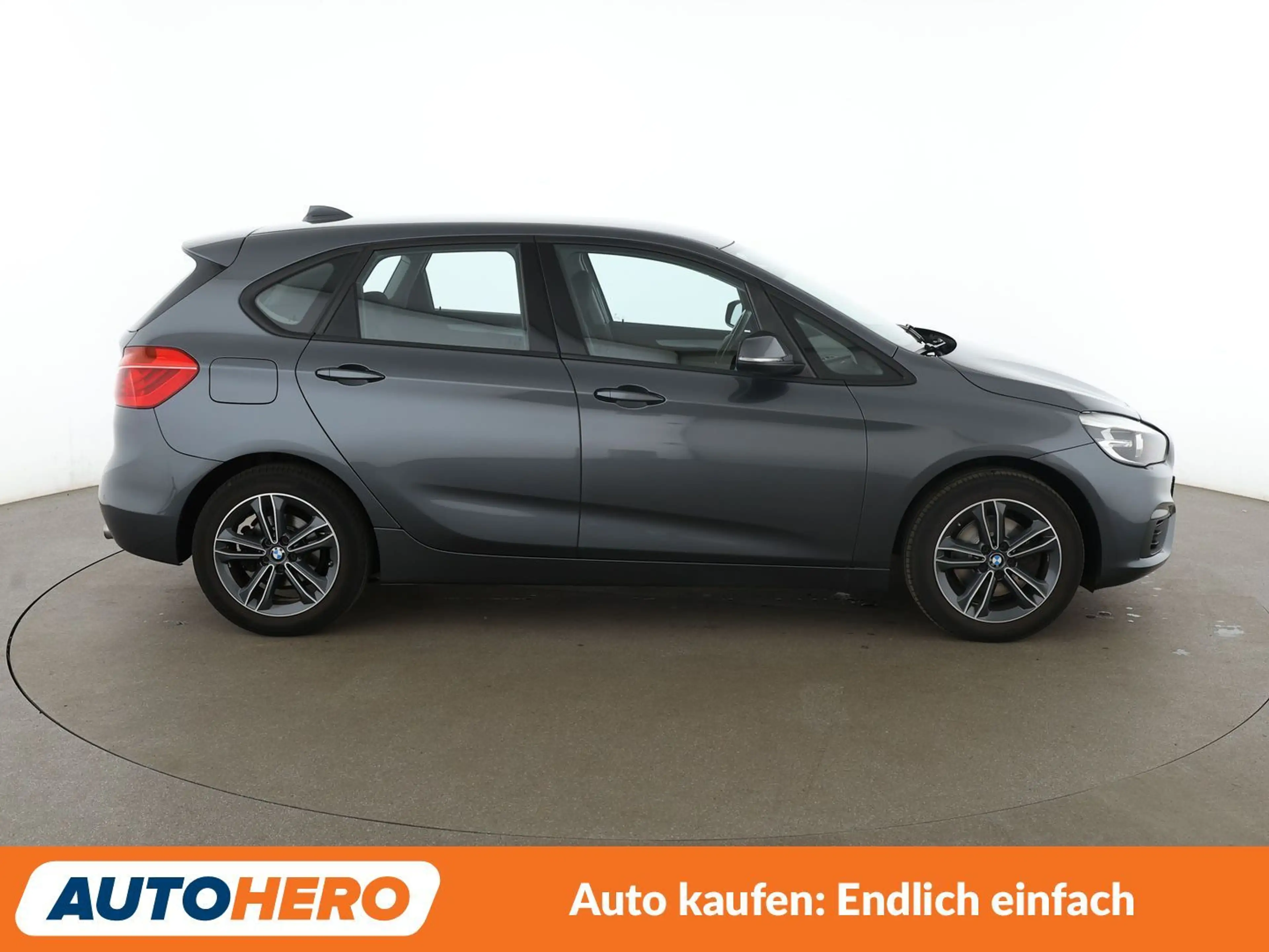 BMW 220 220i Active Tourer Advantage*TEMPO*PDC*AHK* — photo 7