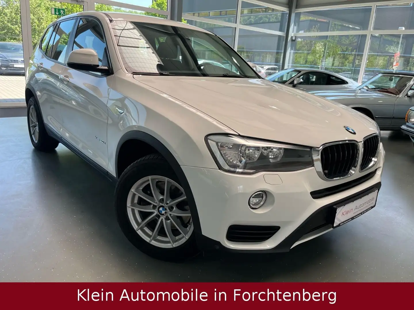 BMW X3 xDrive 20d Aut. ACC AHK PDC SHZ LM 1.-Hand Weiß - 1