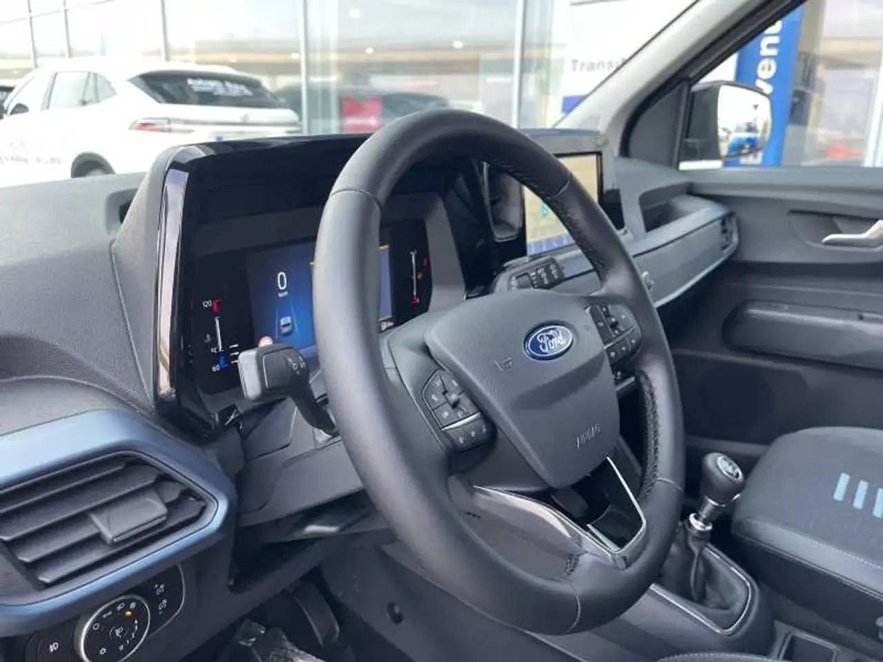 Ford Tourneo Courier 2026 — фото 14