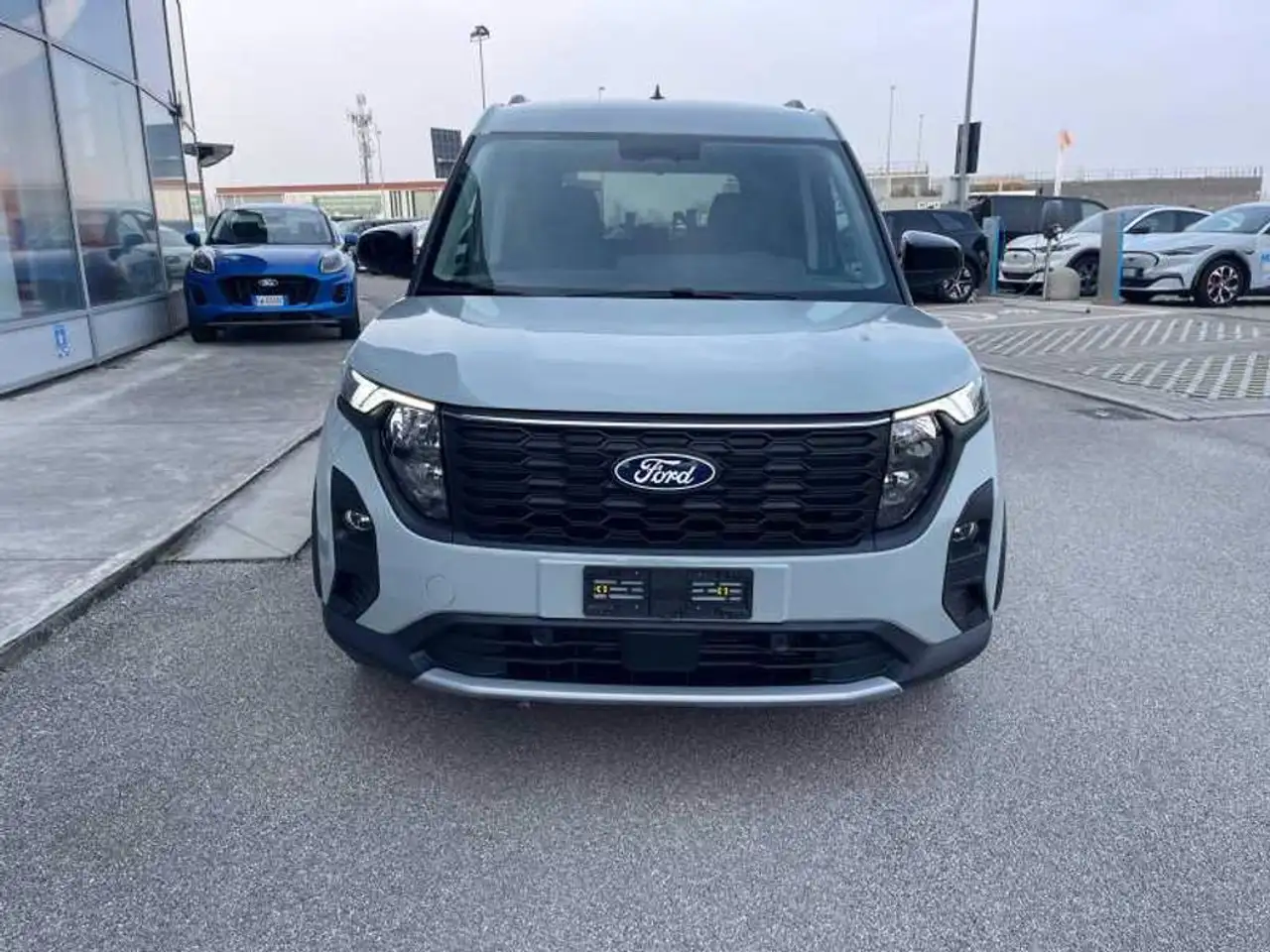 Ford Tourneo Courier 2026