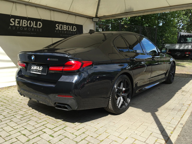 BMW 550 i xDrive A/Autom/Laser-Licht/Leder/Panorama — photo 5