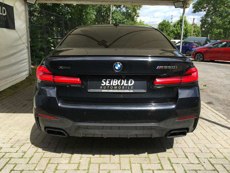 BMW 550 i xDrive A/Autom/Laser-Licht/Leder/Panorama — photo 7
