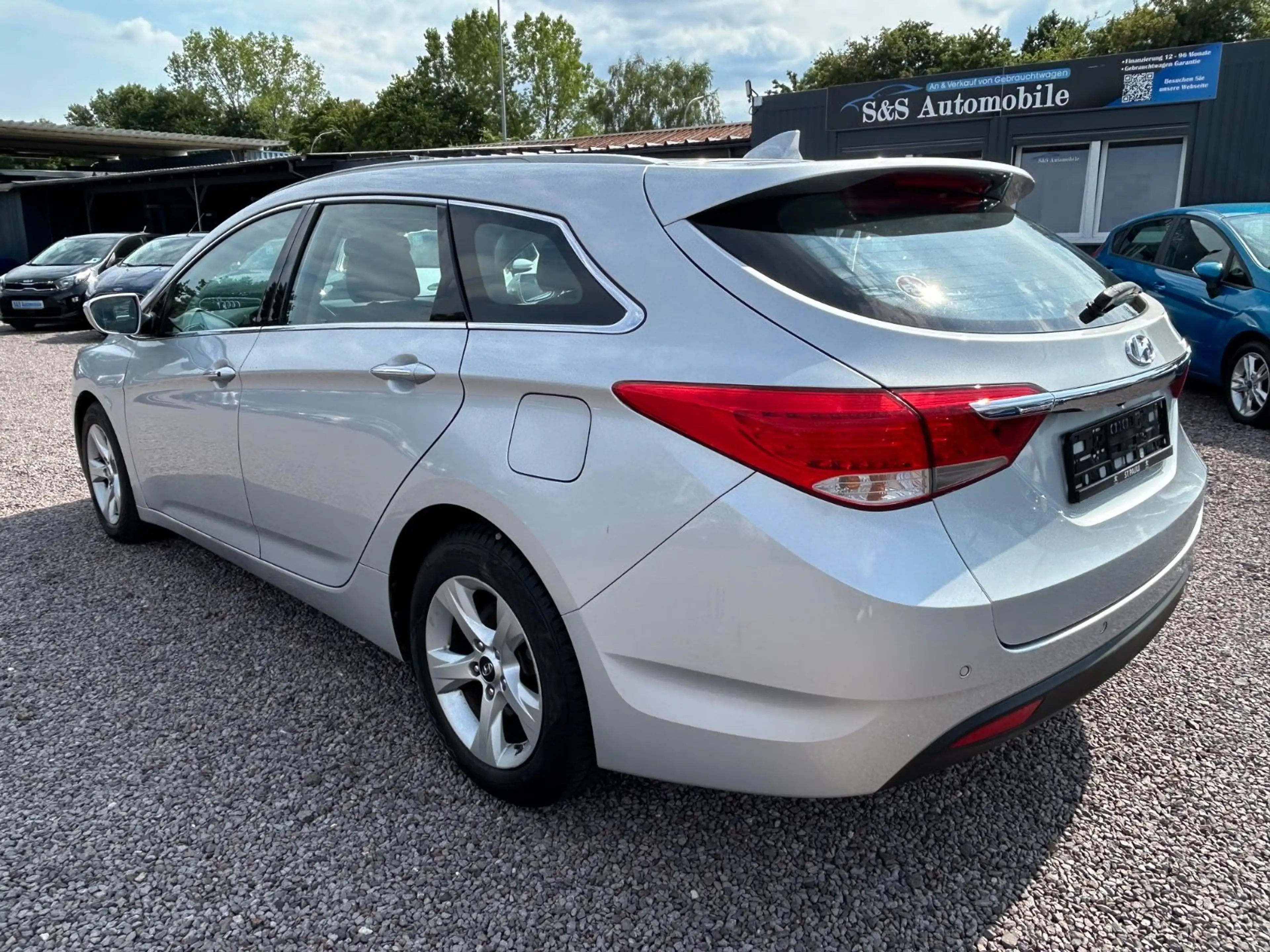 Hyundai i40 CW FIFA World Cup Edition *Navi*LED*SHZ* — photo 5