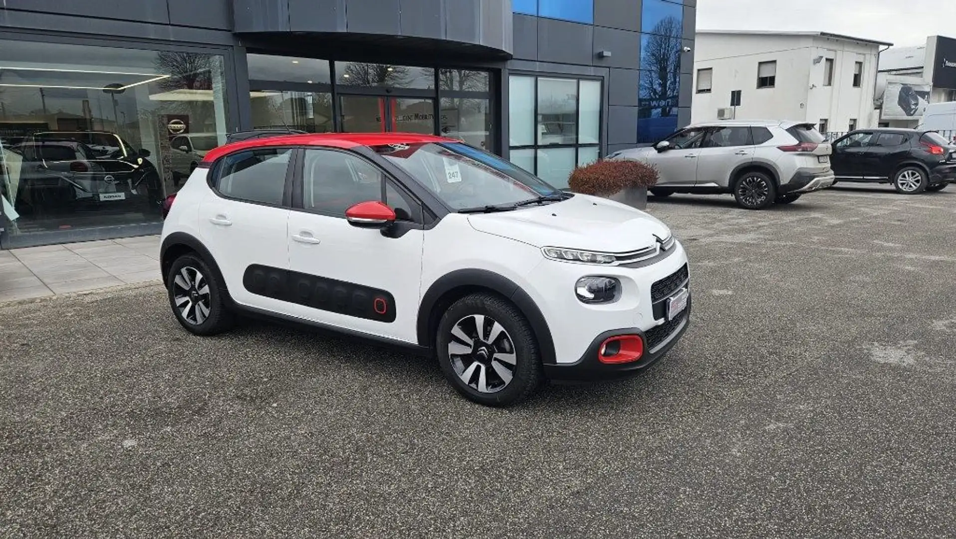 Citroen C3 BlueHDi 100 S&S Shine Weiß - 2