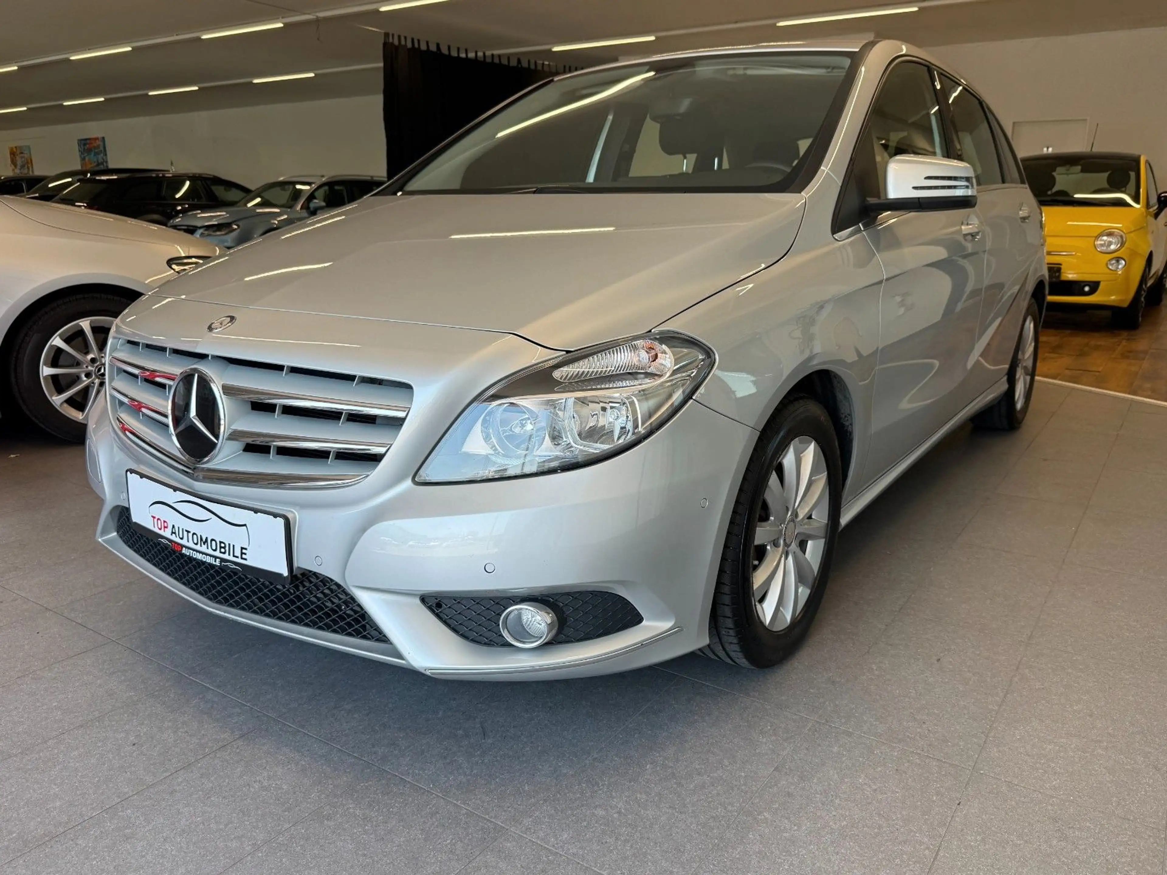 Mercedes-Benz B 180 *Tempomat*Euro6*TÜV*Navi*Shz*Automatik*Alu*