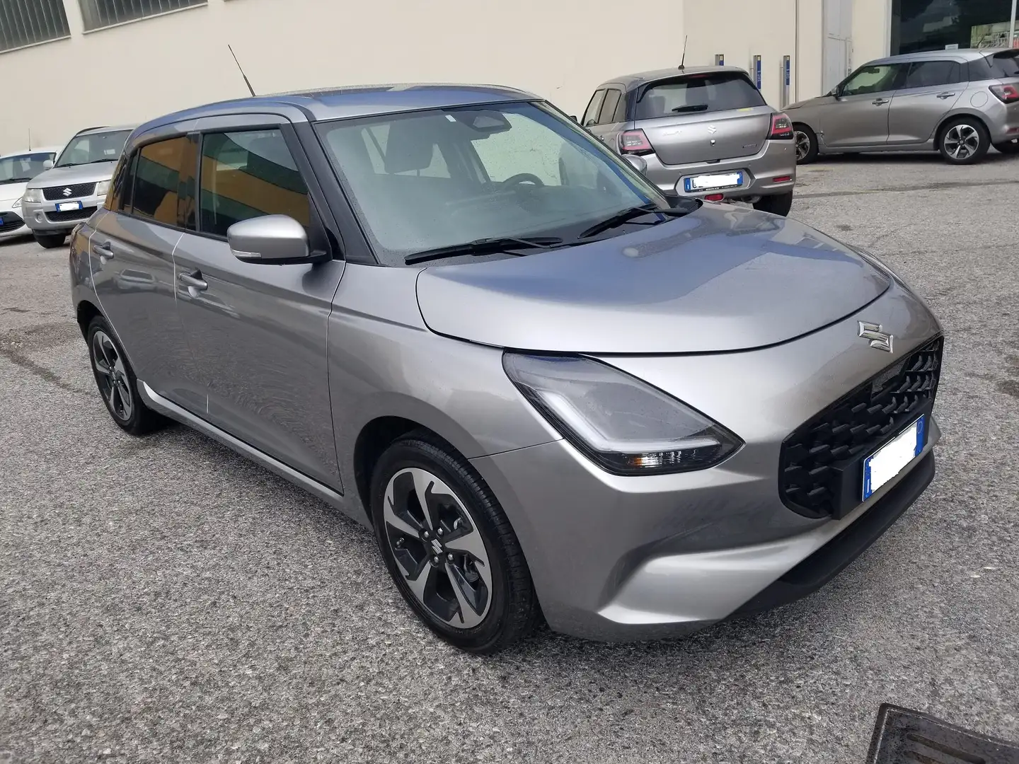 Suzuki Swift Swift VII 2024 1.2h Top 2wd Argento - 2