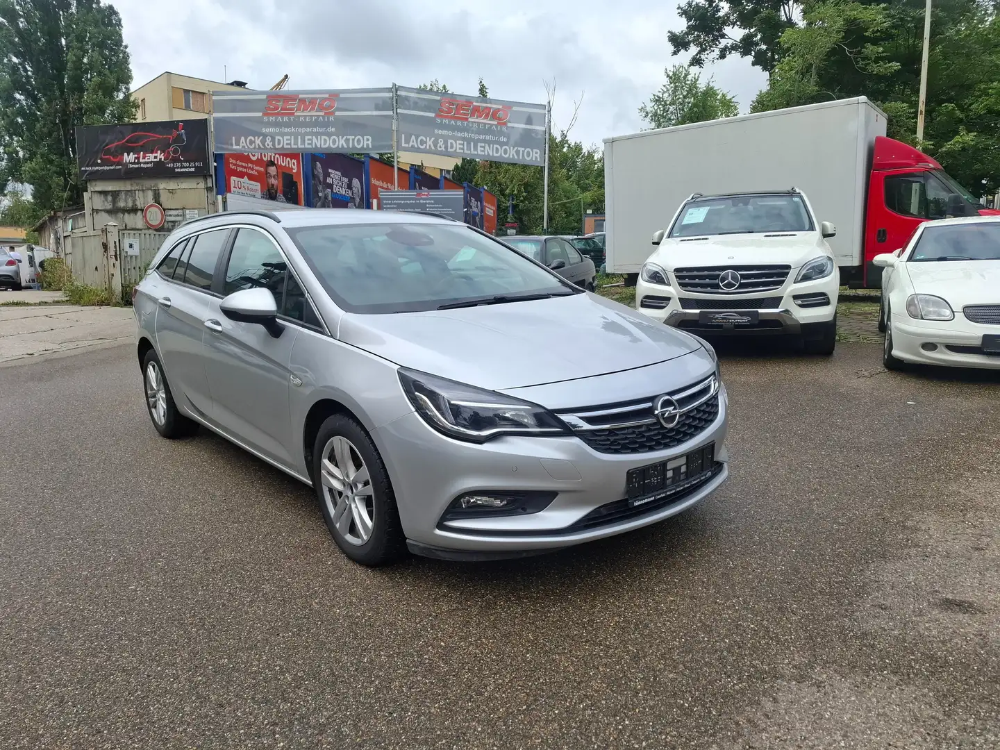 Opel Astra Business Start/Stop Plateado - 1
