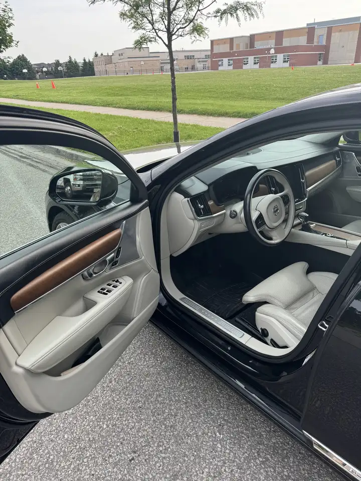 Volvo S90 снимка Volvo S90