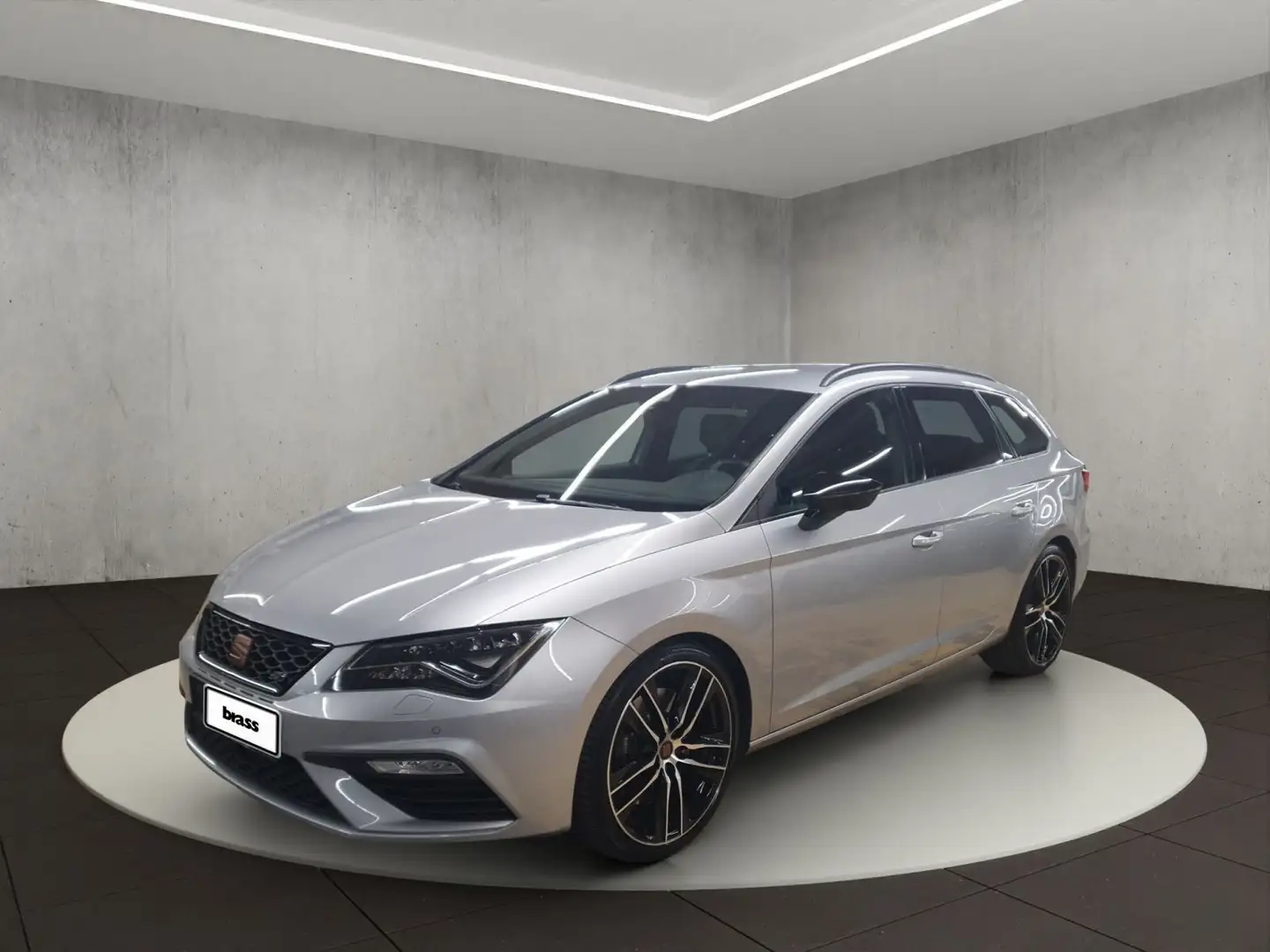 SEAT Leon Sportstourer Cupra Argent - 1