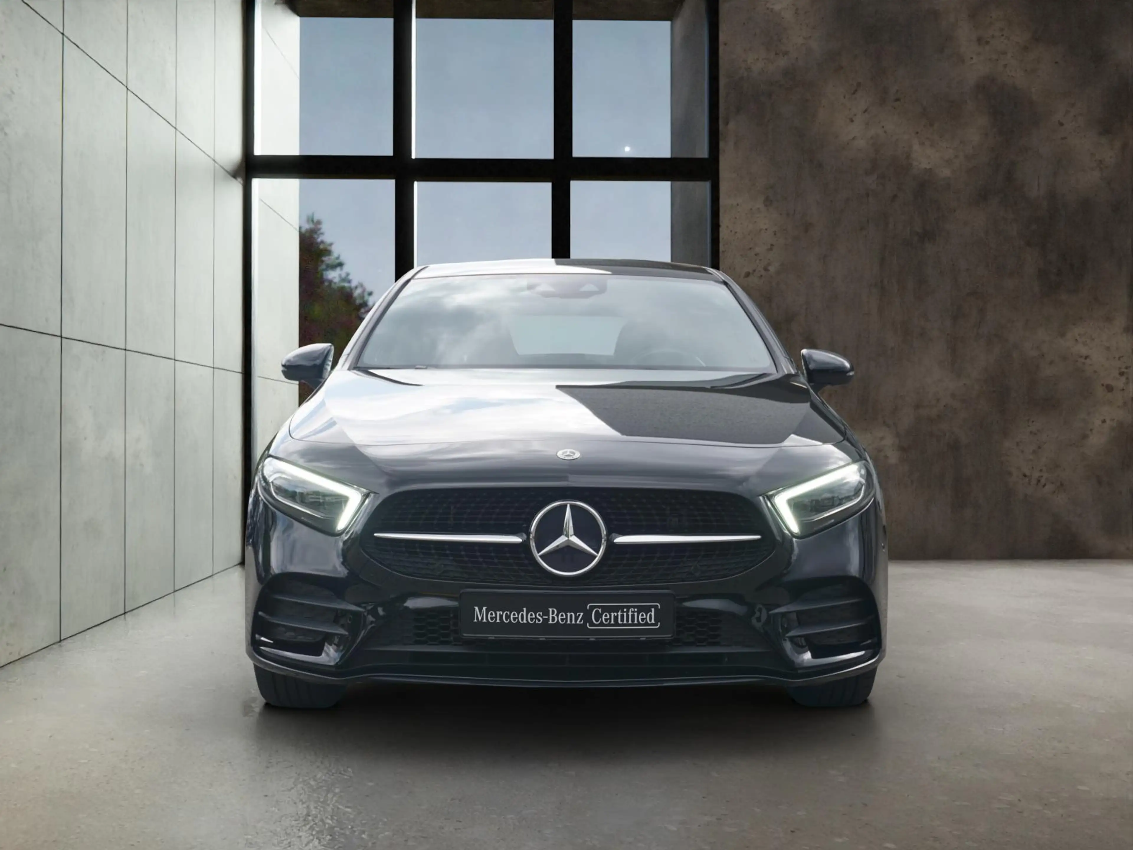Mercedes-Benz A 250 e Business Solution AMG Limited — photo 2
