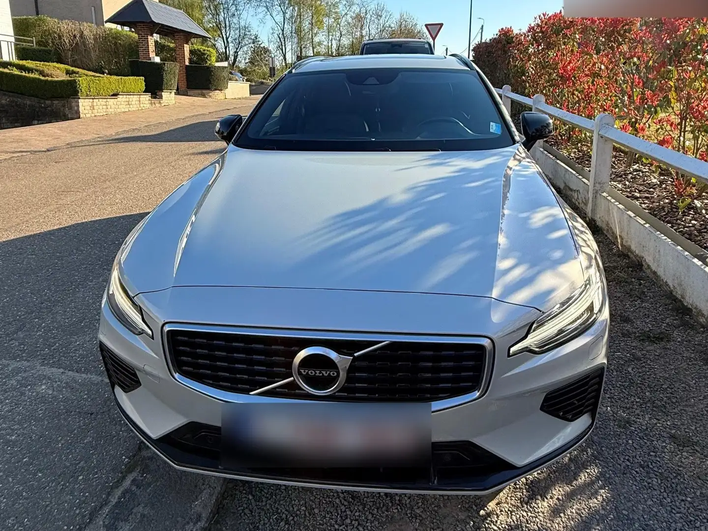 Volvo V60 V60 2.0 T8 AWD PHEV Inscription Geartronic Zilver - 2