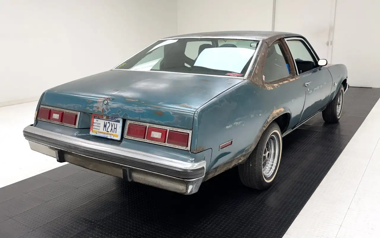 Chevrolet Nova Concours 2 Door Sedan, foto 5