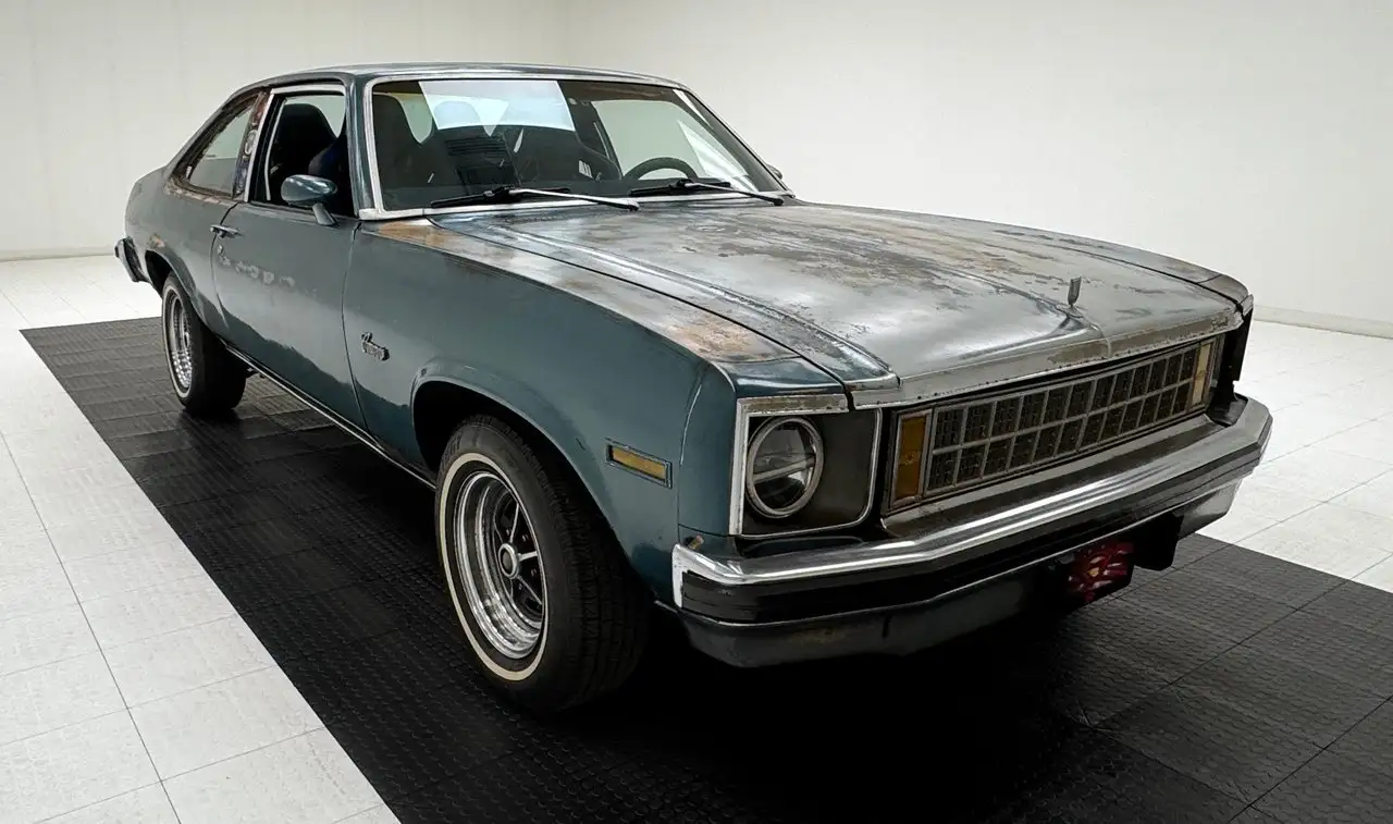 Chevrolet Nova Concours 2 Door Sedan, foto 7