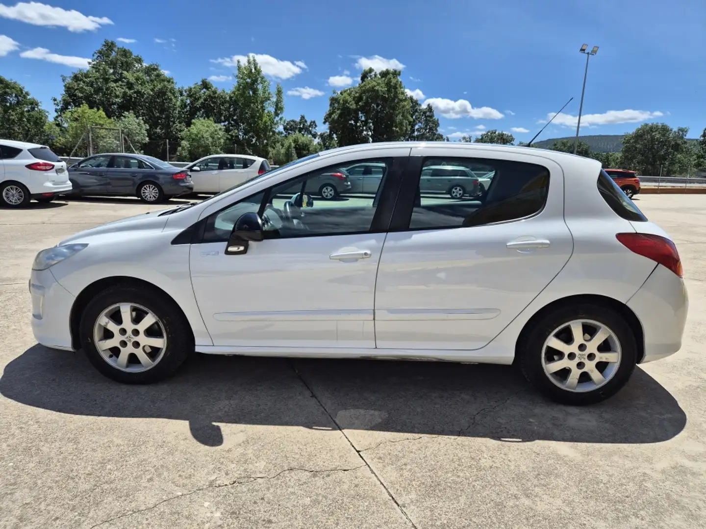 Peugeot 308 1.6HDI FAP Sport 5 vel. Blanco - 1