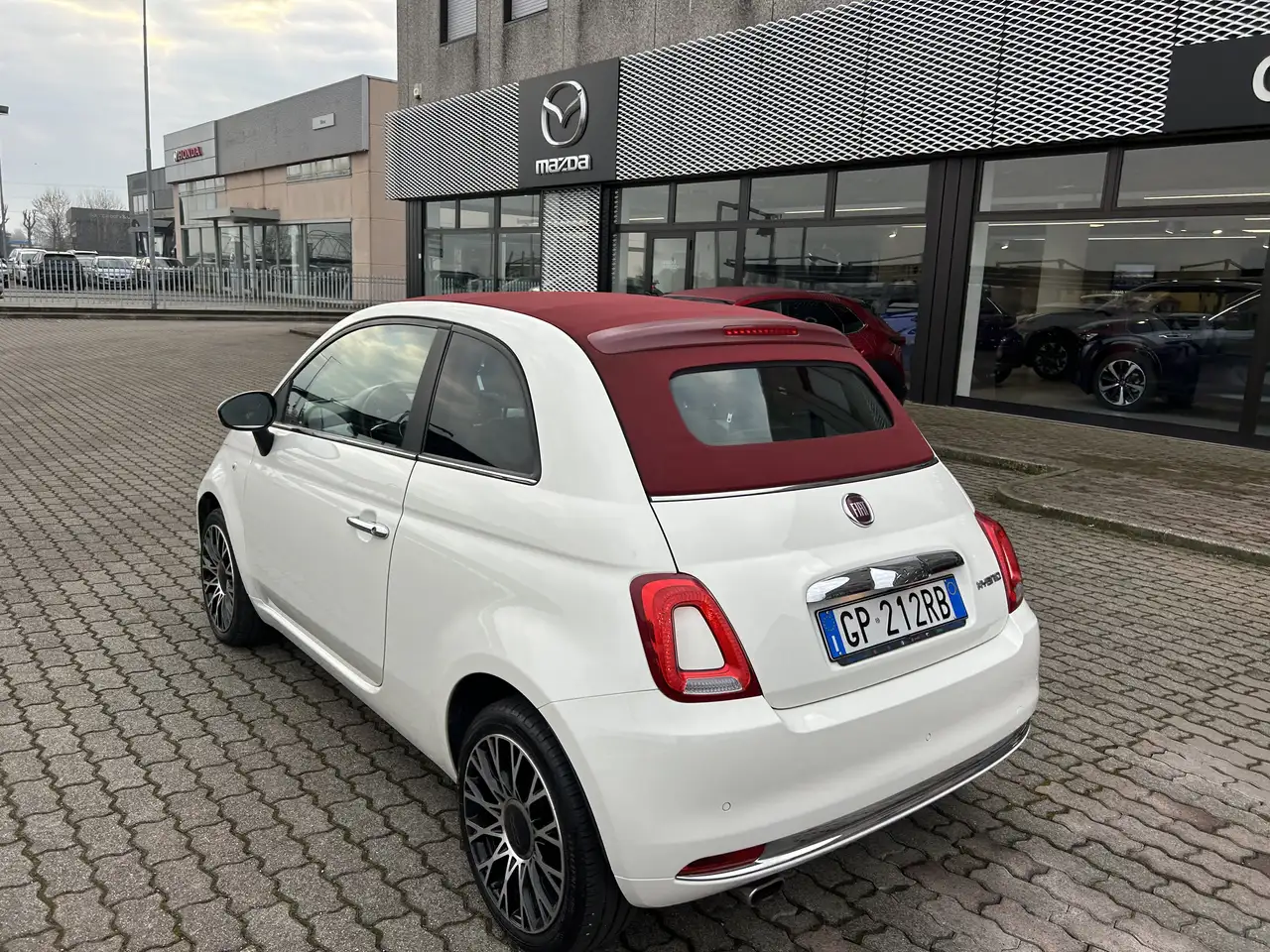 Fiat 500C 500C 1.0 hybrid Dolcevita 70cv 10