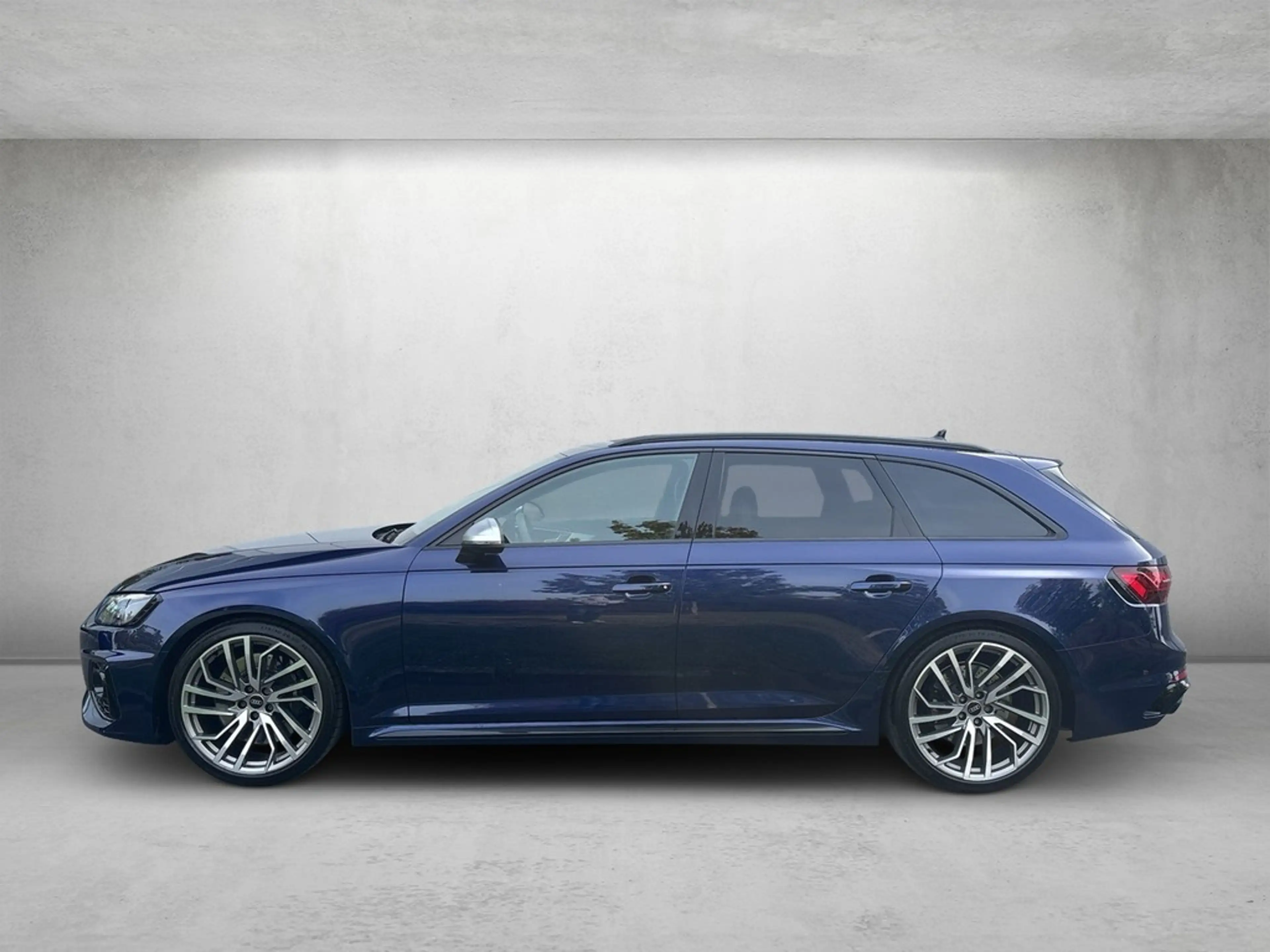 Audi RS4 RS 4 Avant 2.9 TFSI quattro tiptronic *Matrix* — photo 2
