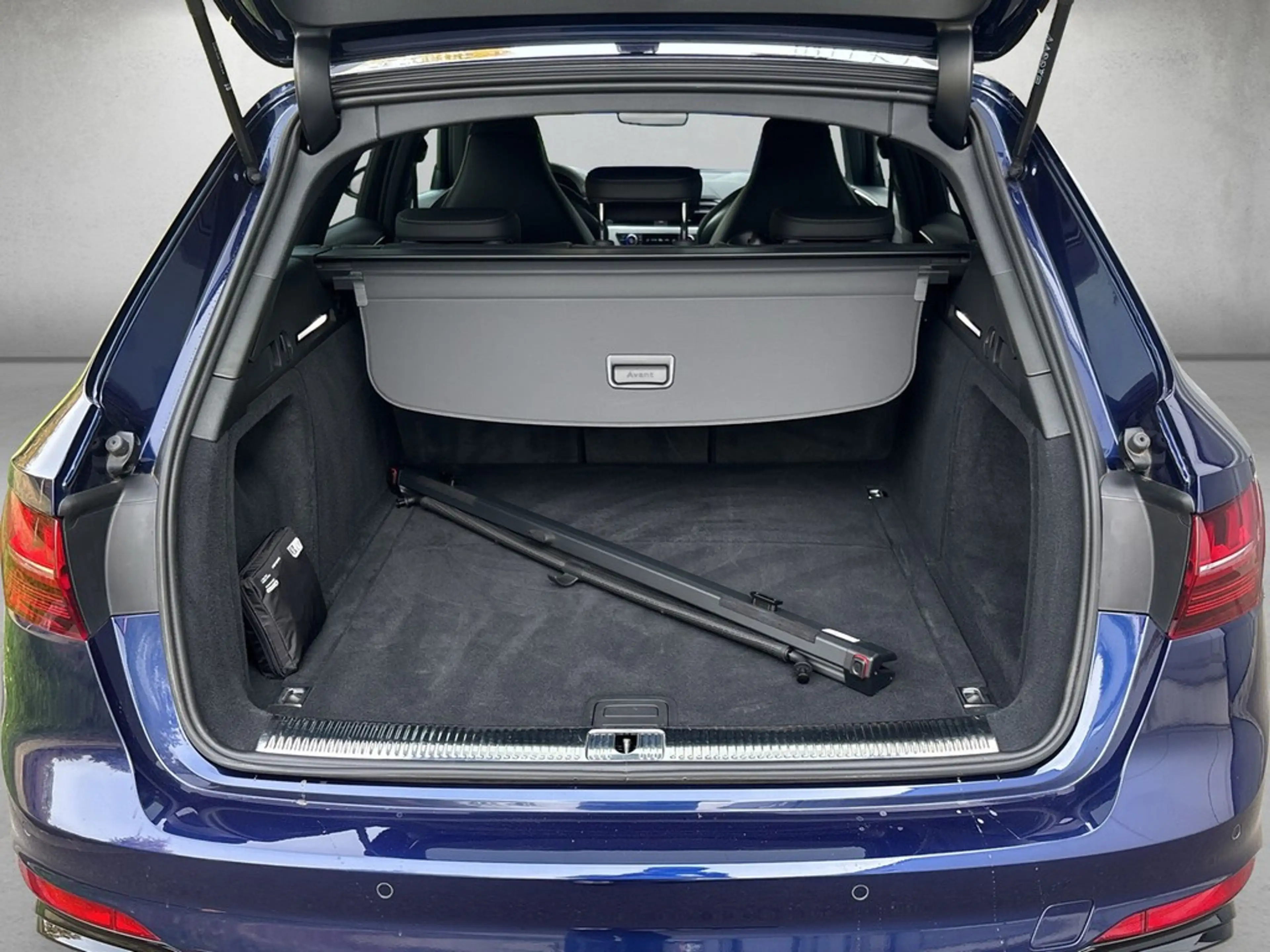 Audi RS4 RS 4 Avant 2.9 TFSI quattro tiptronic *Matrix* — photo 5