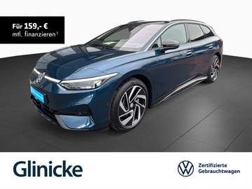 Tourer Pro LED AHK Navi Wärmepumpe RFK ACC