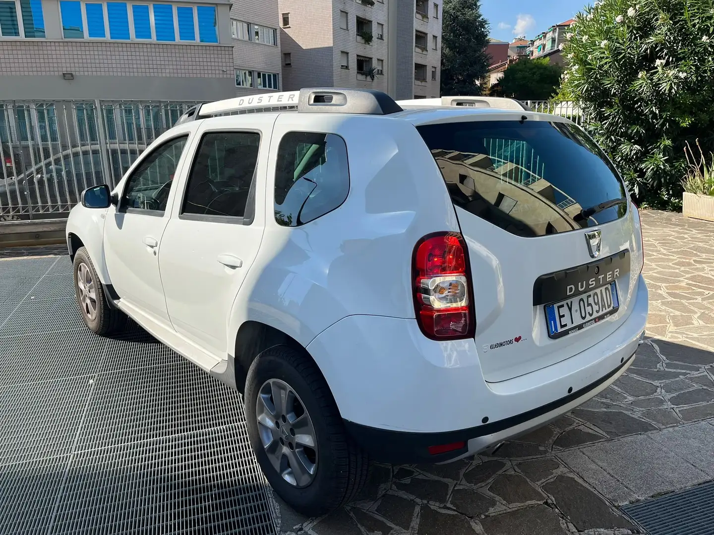 Dacia Duster 1500 dci Prestige imm. 01/2015 Bianco - 2