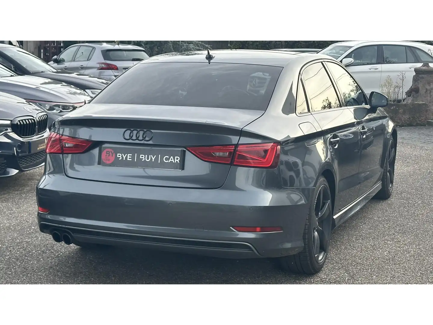 Audi A3 Berline 1.4 TFSI Ultra - 150 - BV S-Tronic 7  8V BERLINE S line PHASE 1 Gris - 2