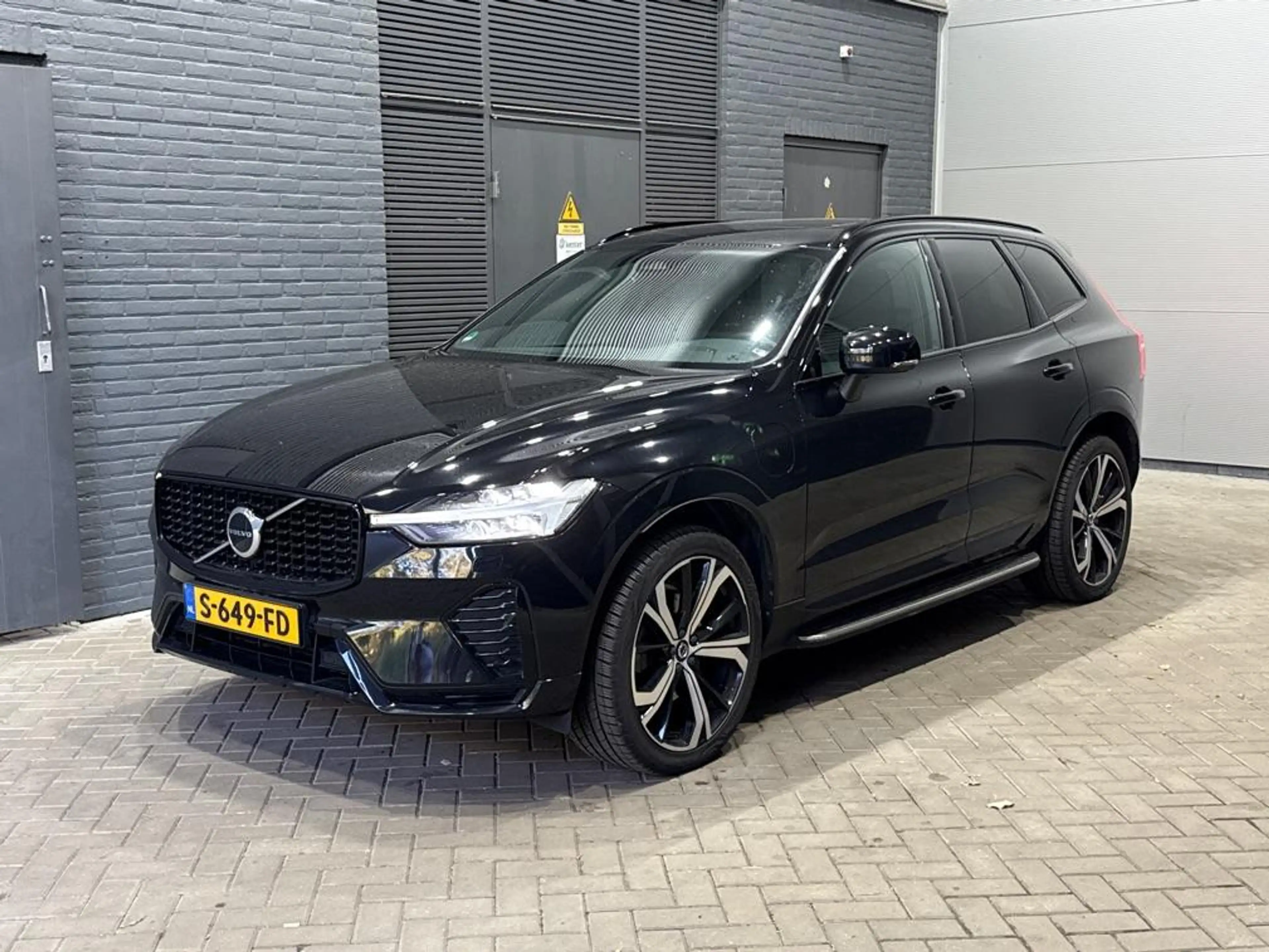 Volvo XC60 T8 R-Design | Harman/Kardon | Panoramadak | Trekha — photo 4
