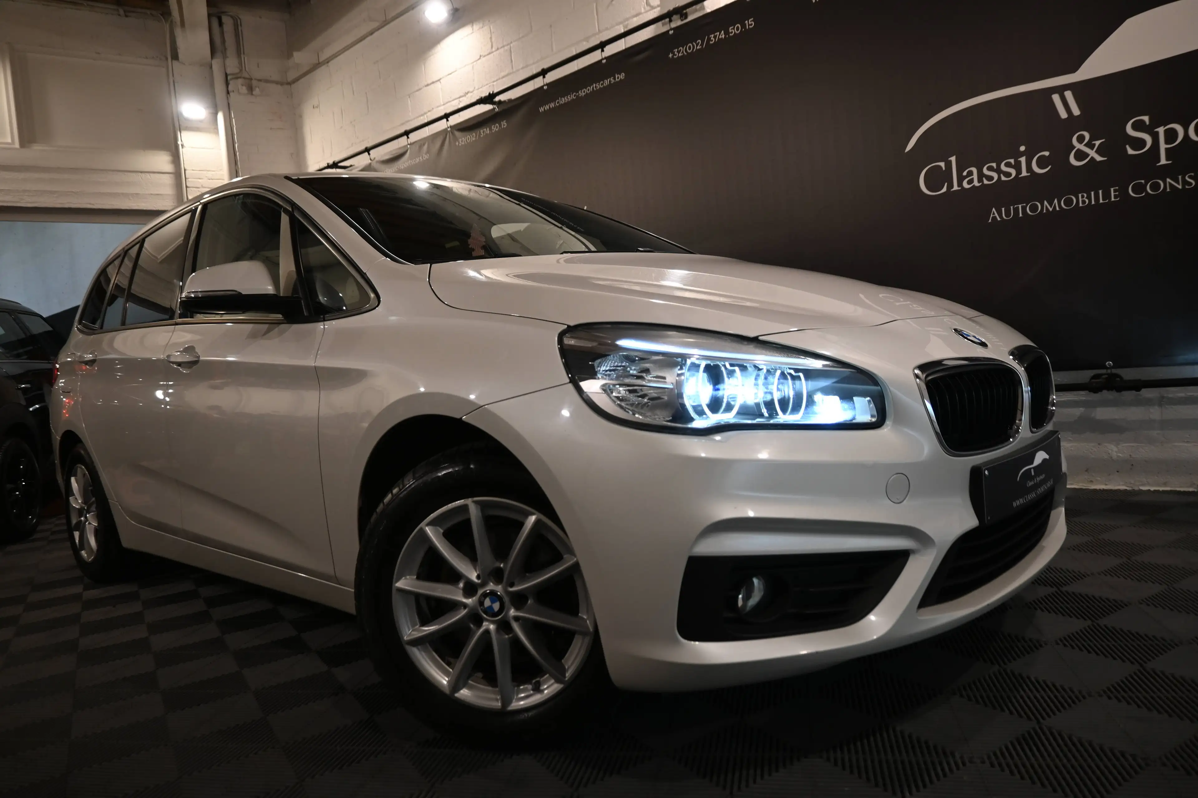BMW 216 d GRAN TOURER / EURO 6b / XENON / LEDS / GPS NAVI / ATTACHE REMORQUE !! — photo 2