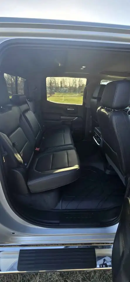Chevrolet Silverado 1500 photo Chevrolet Silverado 1500