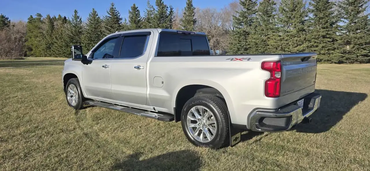 Chevrolet Silverado 1500 photo Chevrolet Silverado 1500