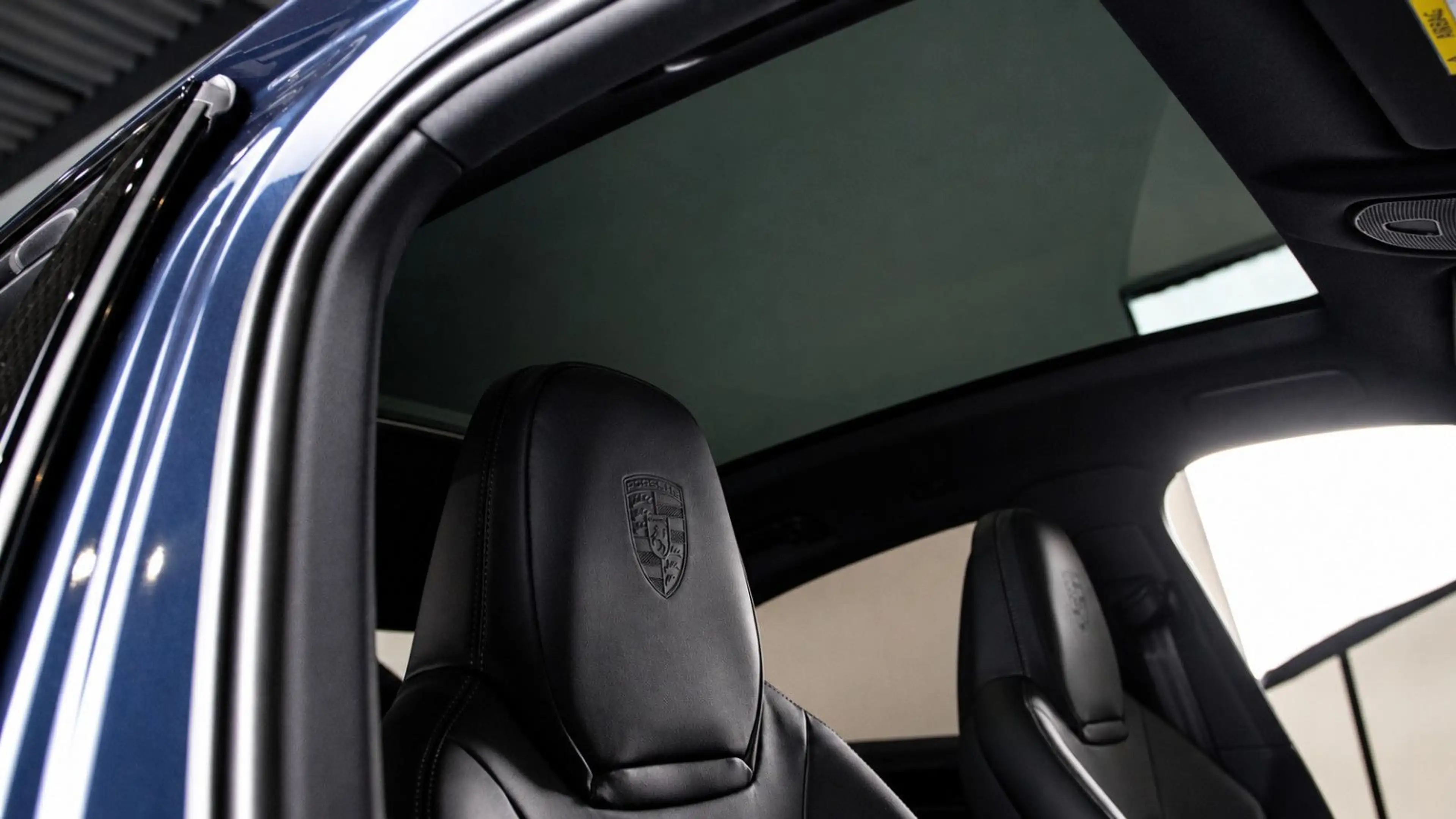 Porsche Cayenne Coupe E-Hybrid Black Ed.*18W*22''*Bose — photo 21