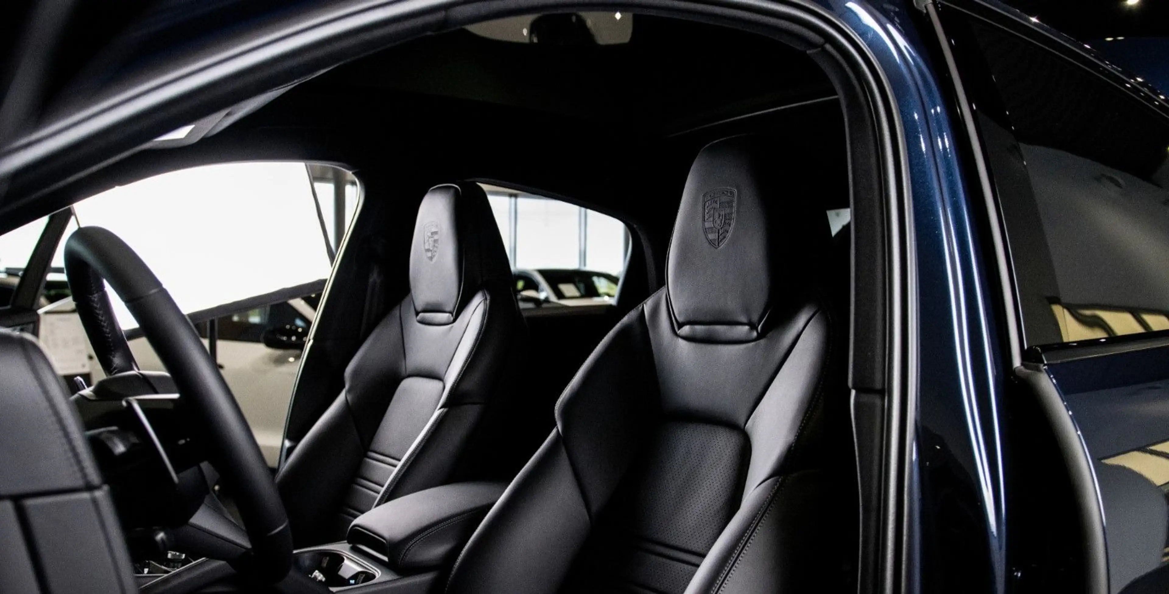 Porsche Cayenne Coupe E-Hybrid Black Ed.*18W*22''*Bose — photo 13