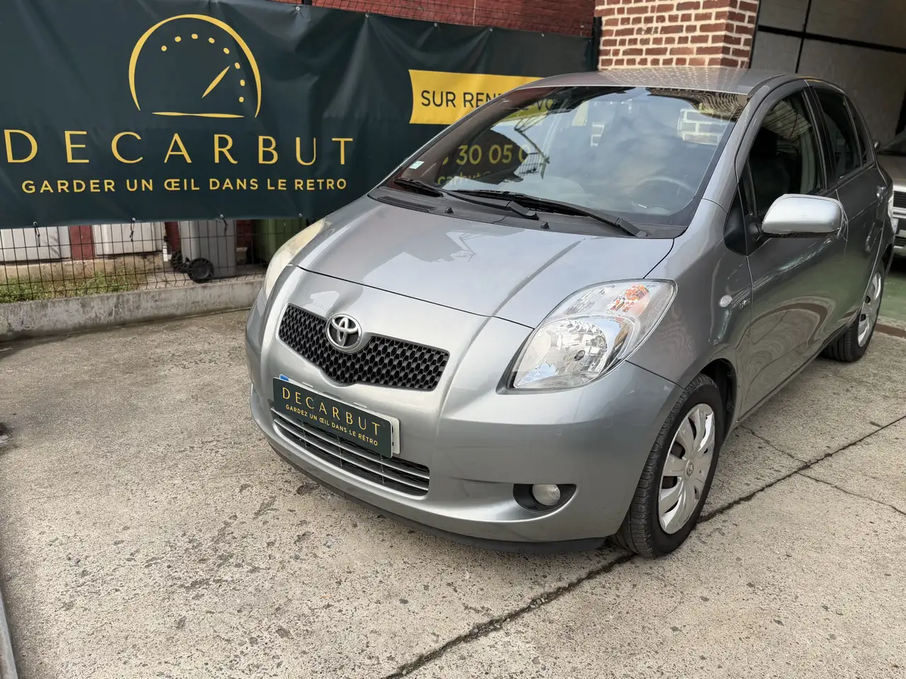 Toyota Yaris Yaris — photo 2