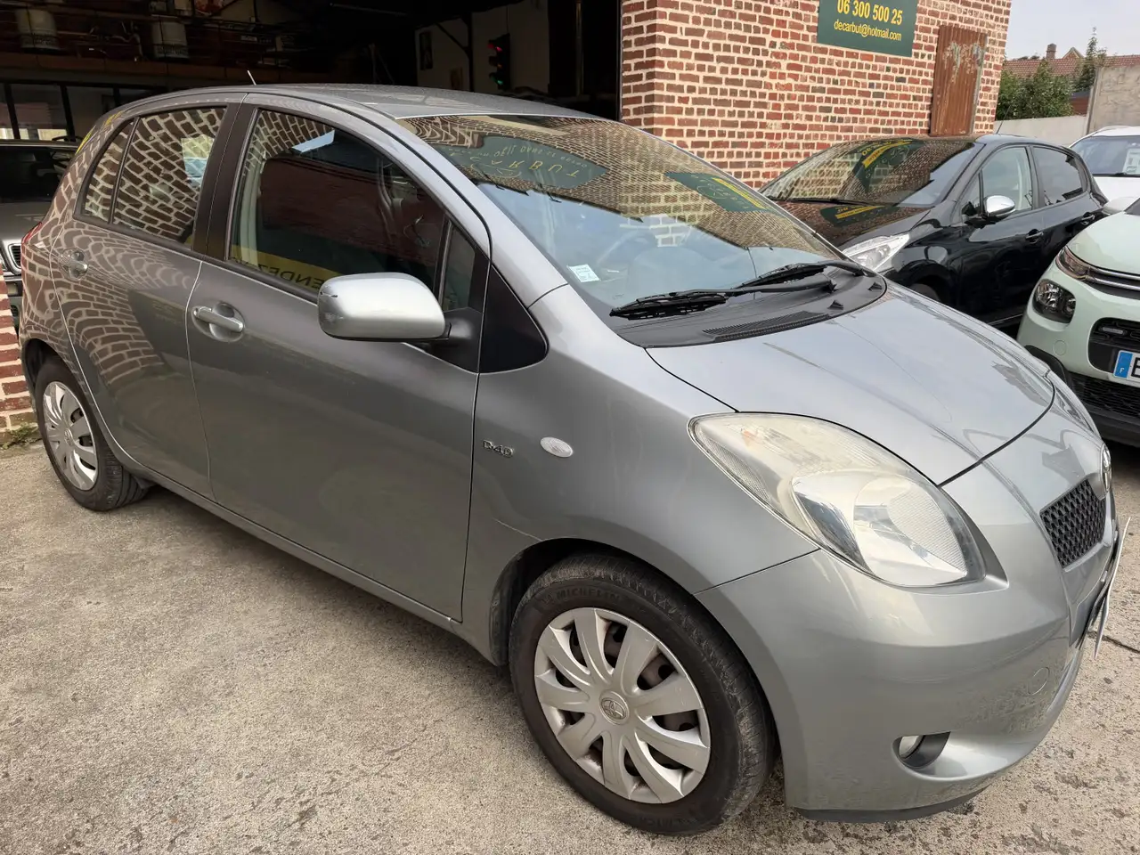 Toyota Yaris Yaris — photo 10