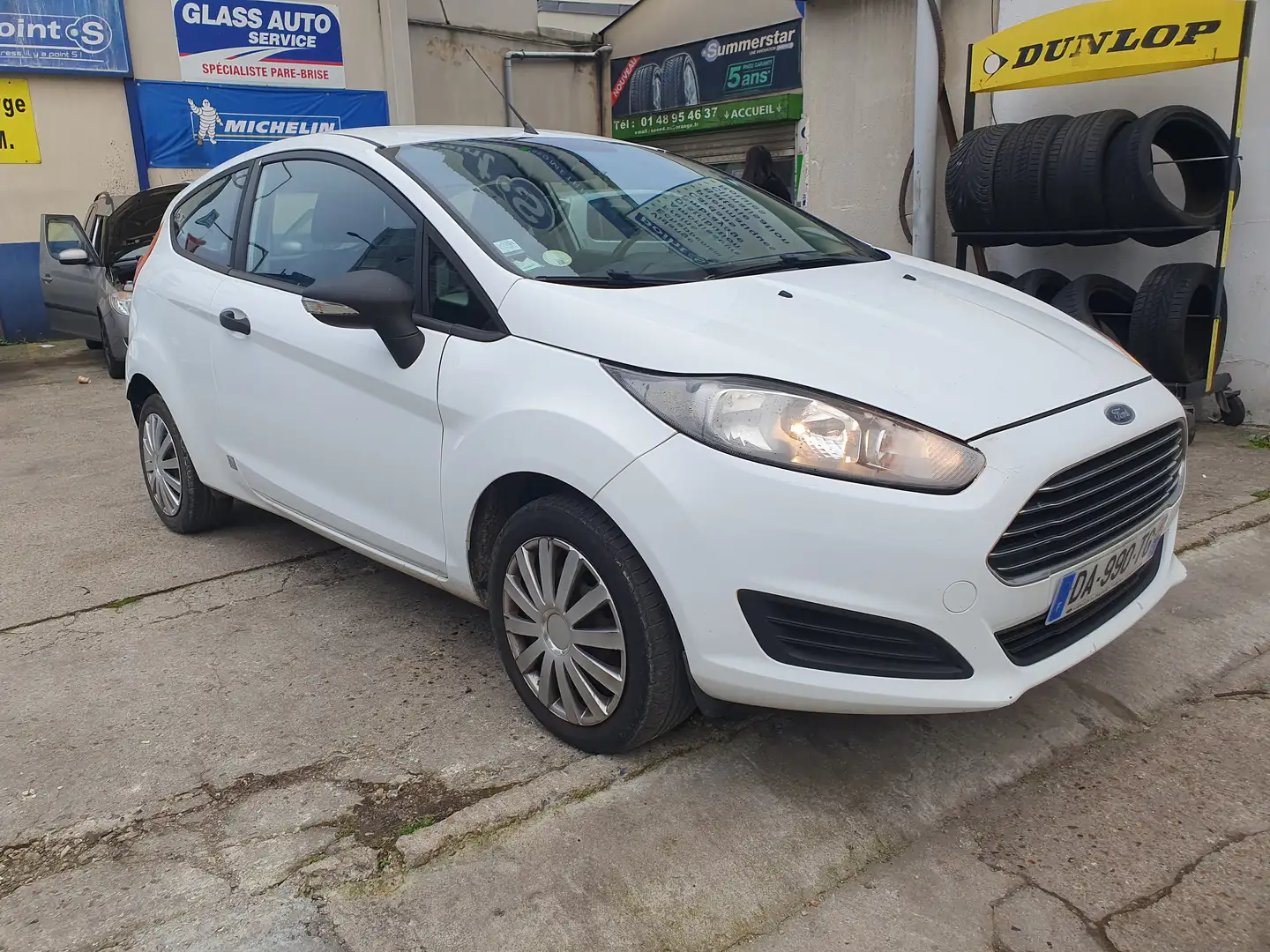 Ford Fiesta 1.5 TDCI 75 FAP Blanc - 1