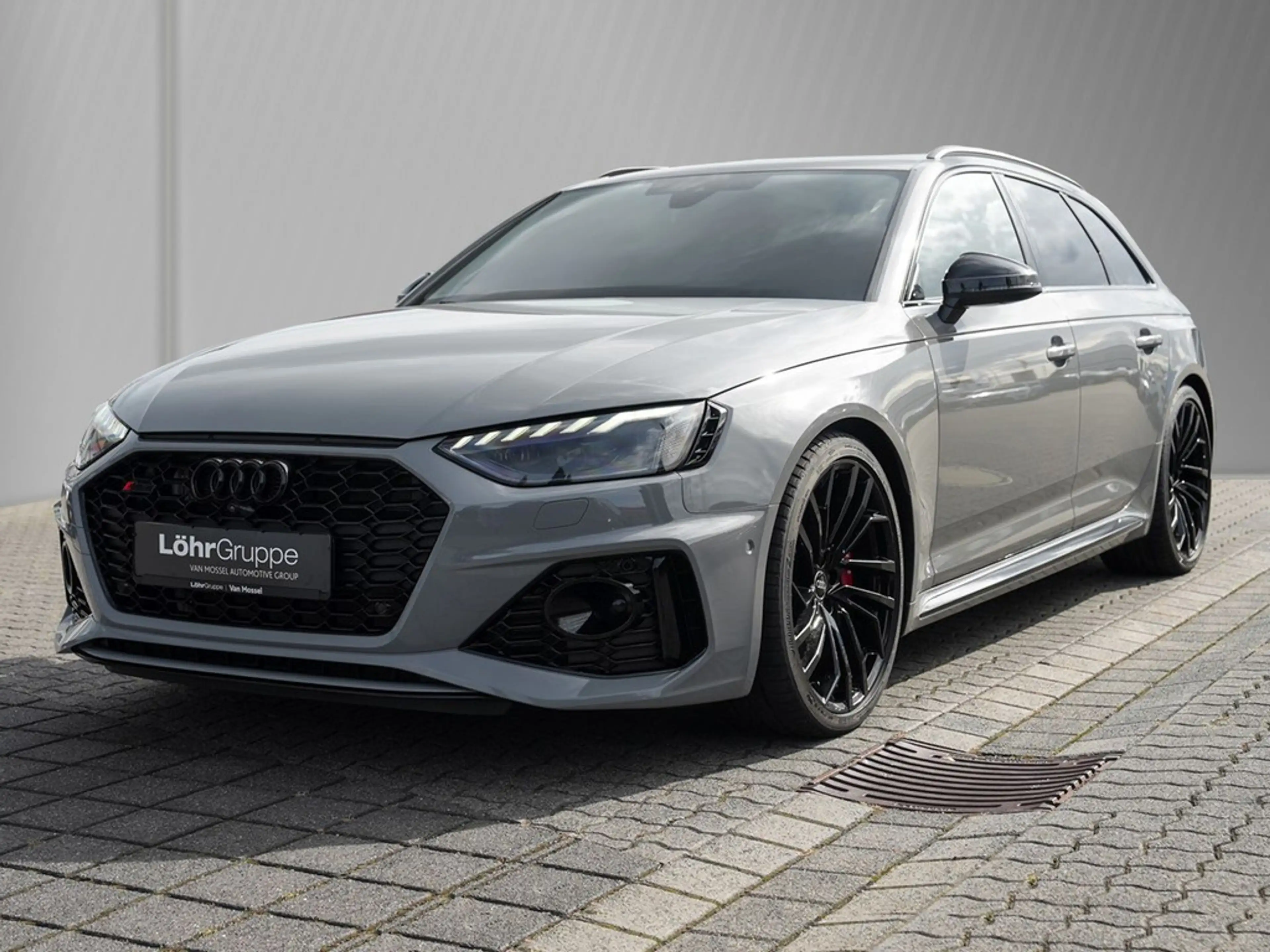 Audi RS4 RS 4 Avant 2.9 TFSI qu tiptronic /MatrixLED/SAGA — photo 2