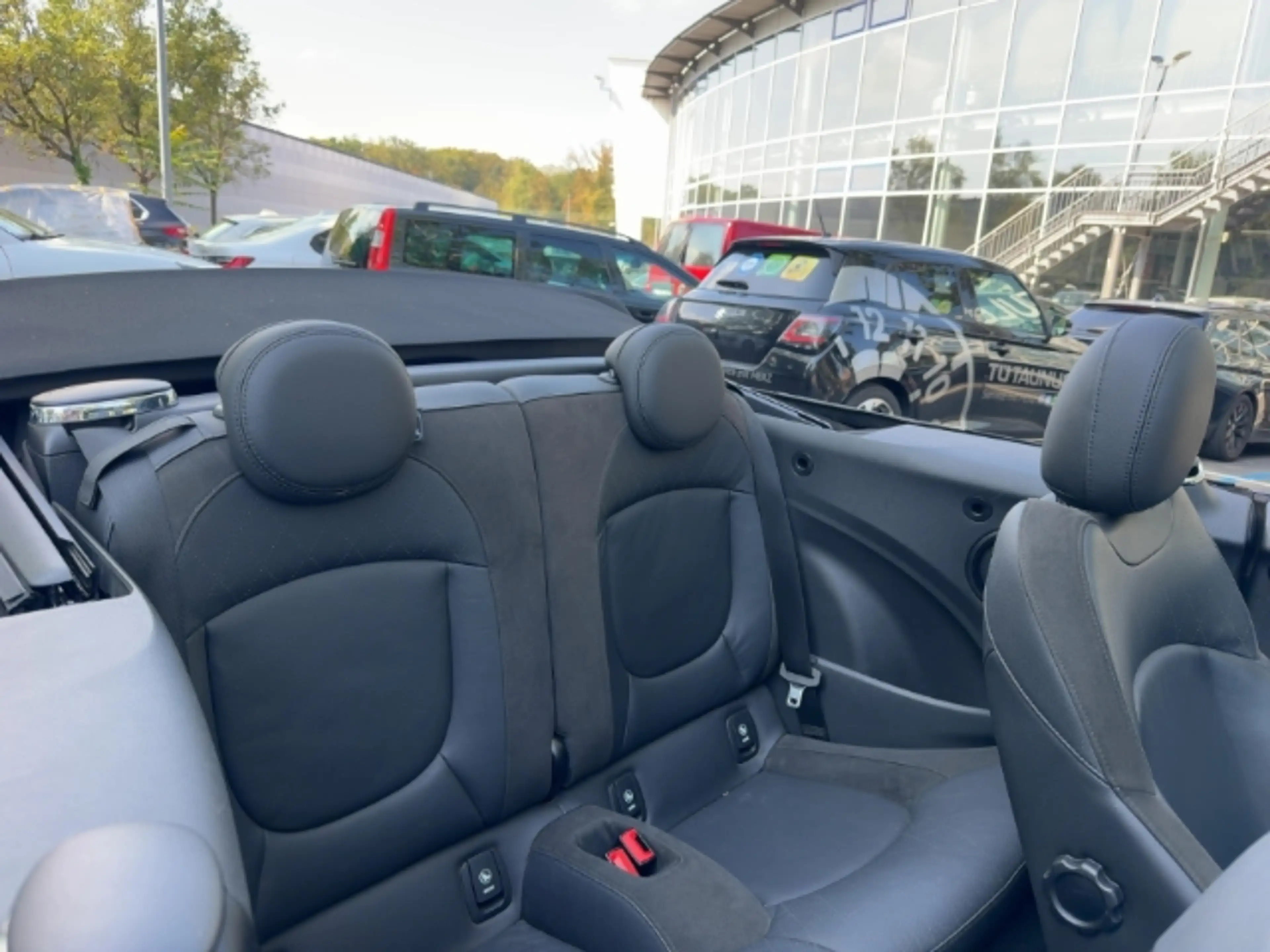 MINI Cooper Cabrio El. Verdeck Leder Digitales Cockpit LED Mehrzonenk — photo 7