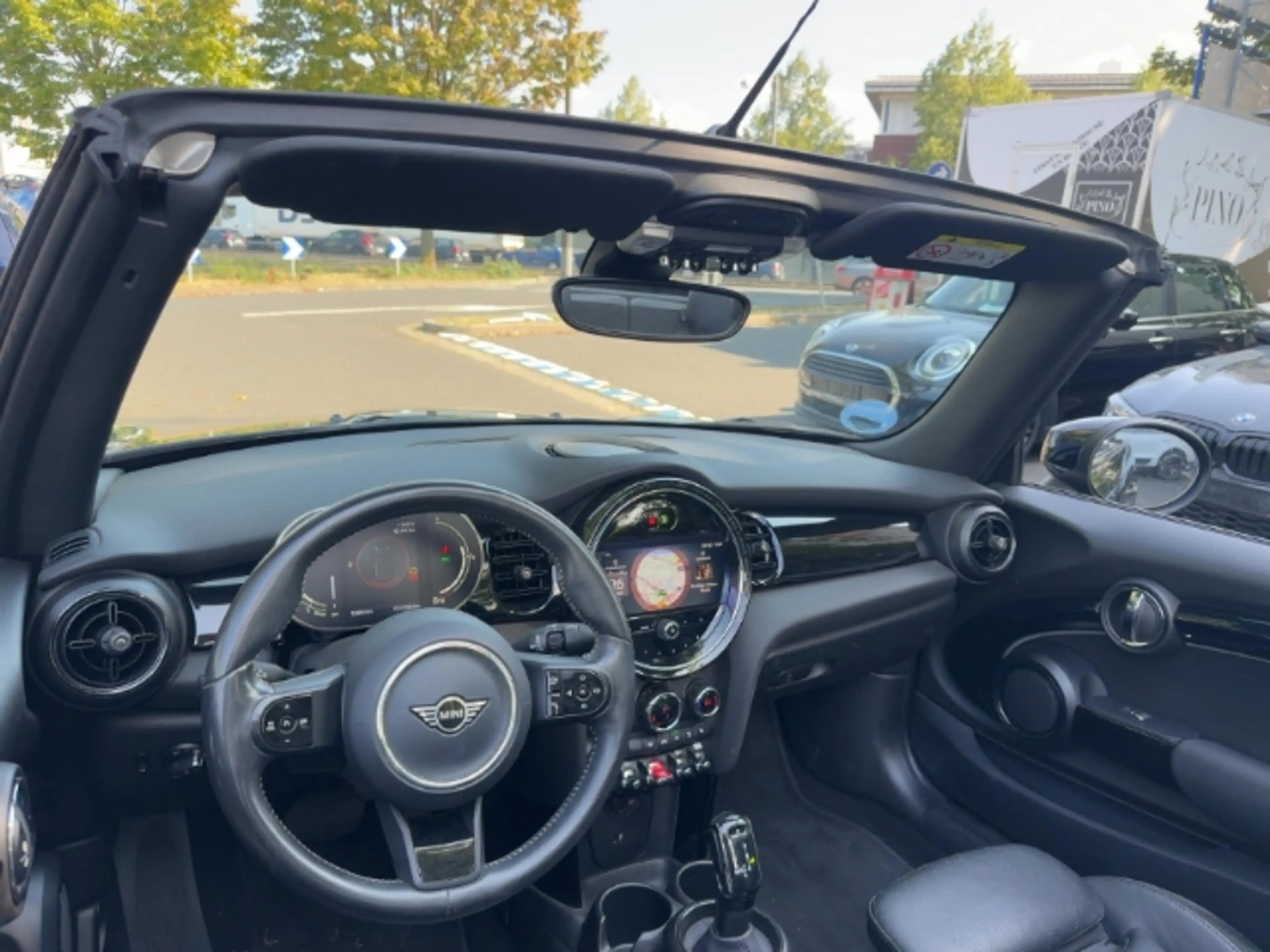 MINI Cooper Cabrio El. Verdeck Leder Digitales Cockpit LED Mehrzonenk — photo 6