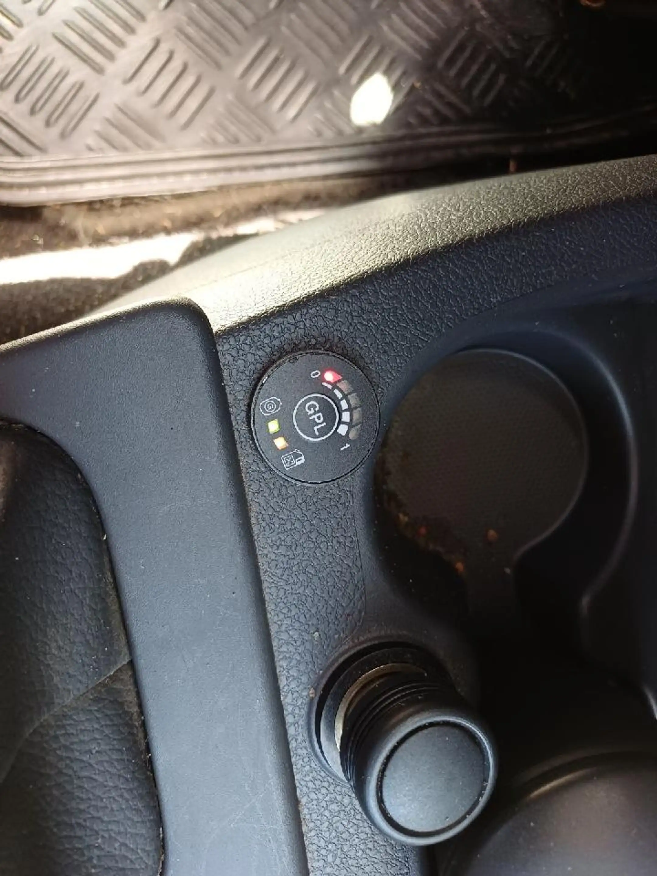 Dacia Dokker Express Ambiance 1,6 LPG — photo 10