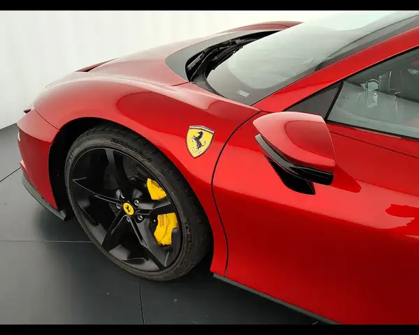 Ferrari SF90 Spider view 11