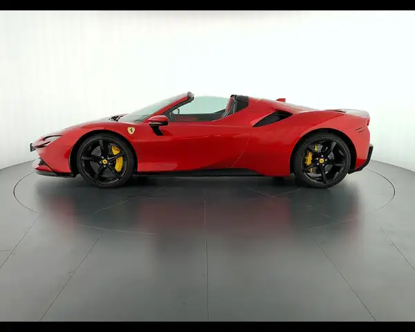 Ferrari SF90 Spider view 3