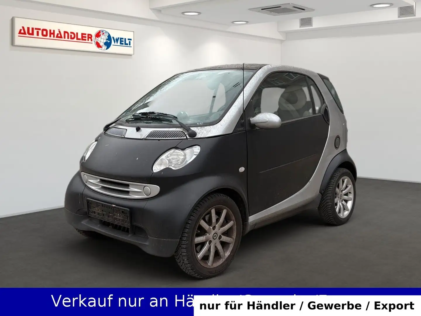 smart forTwo coupe Automatik Klima Leder SHZ Pano Schwarz - 1