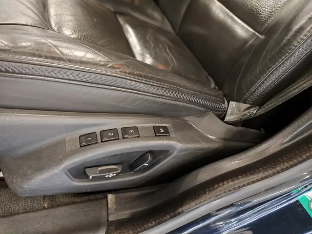 Volvo XC70 view 9