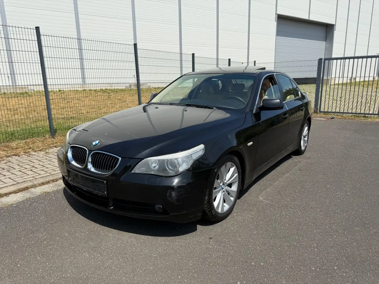 BMW 530 d*1.HAND!!! GELEGENHEIT SEHR SELTEN*SCHECKHEF Czarny - 2
