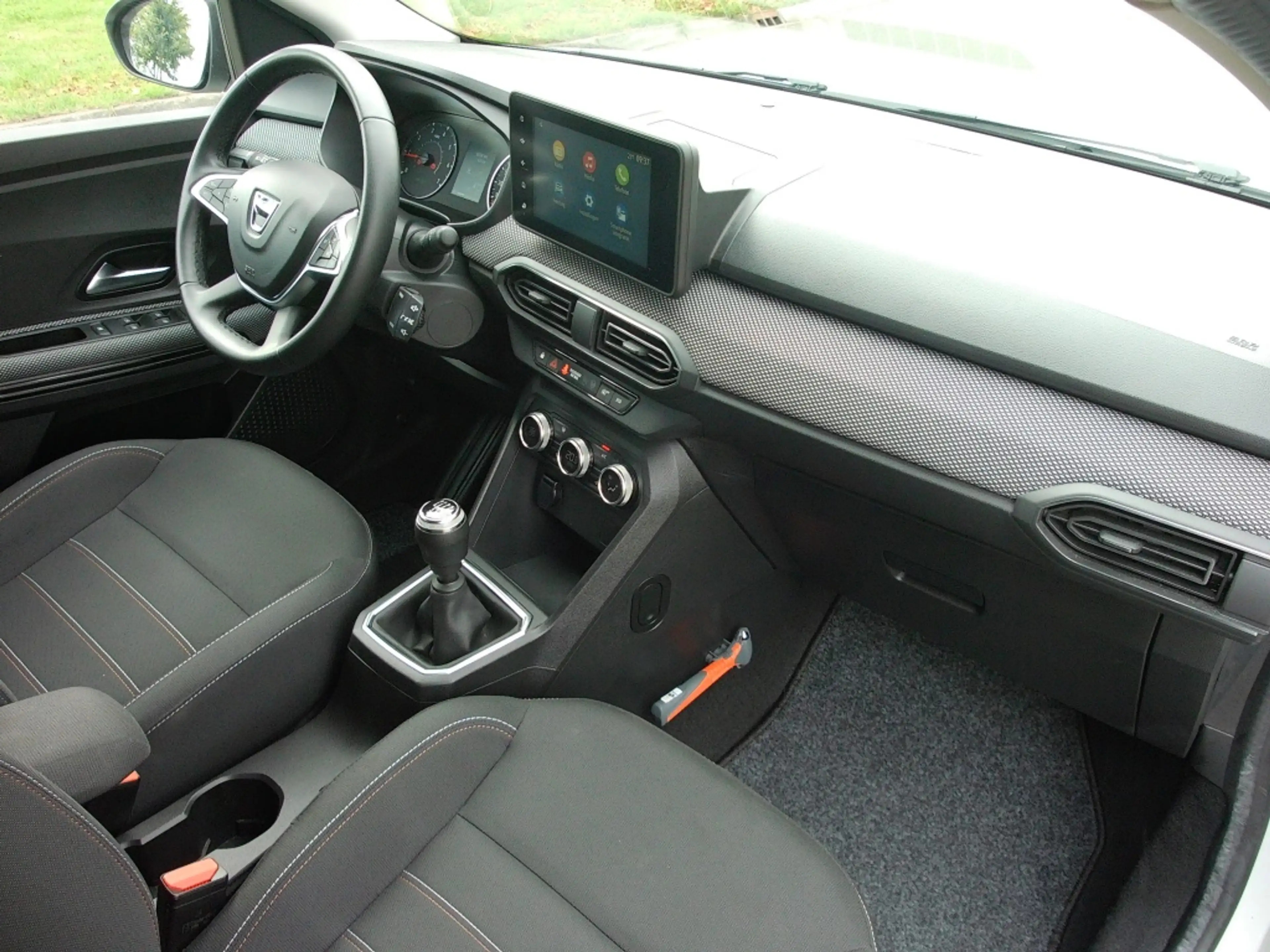 Dacia Jogger 1.0 TCe 110pk 7pl — photo 16
