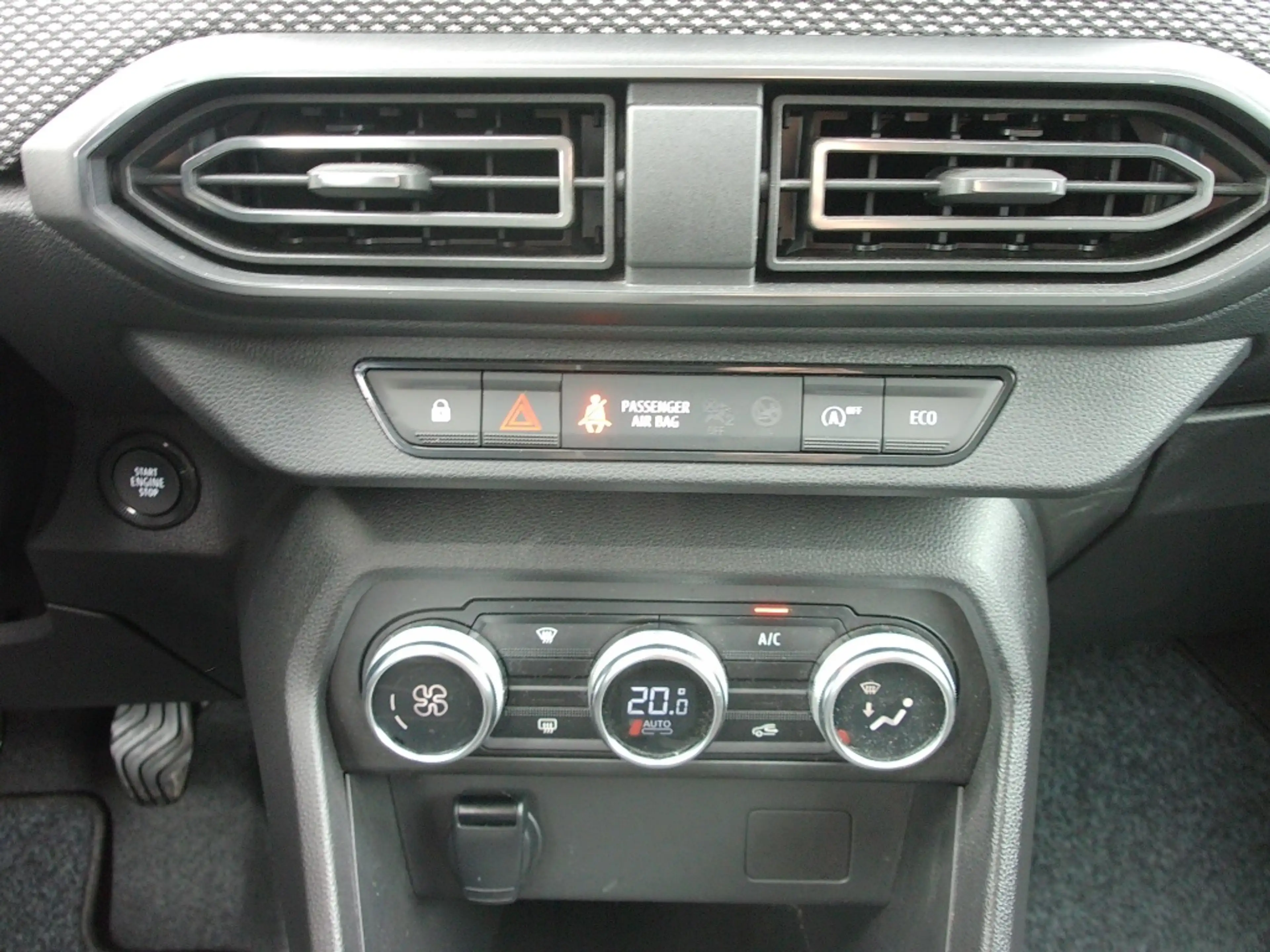 Dacia Jogger 1.0 TCe 110pk 7pl — photo 25
