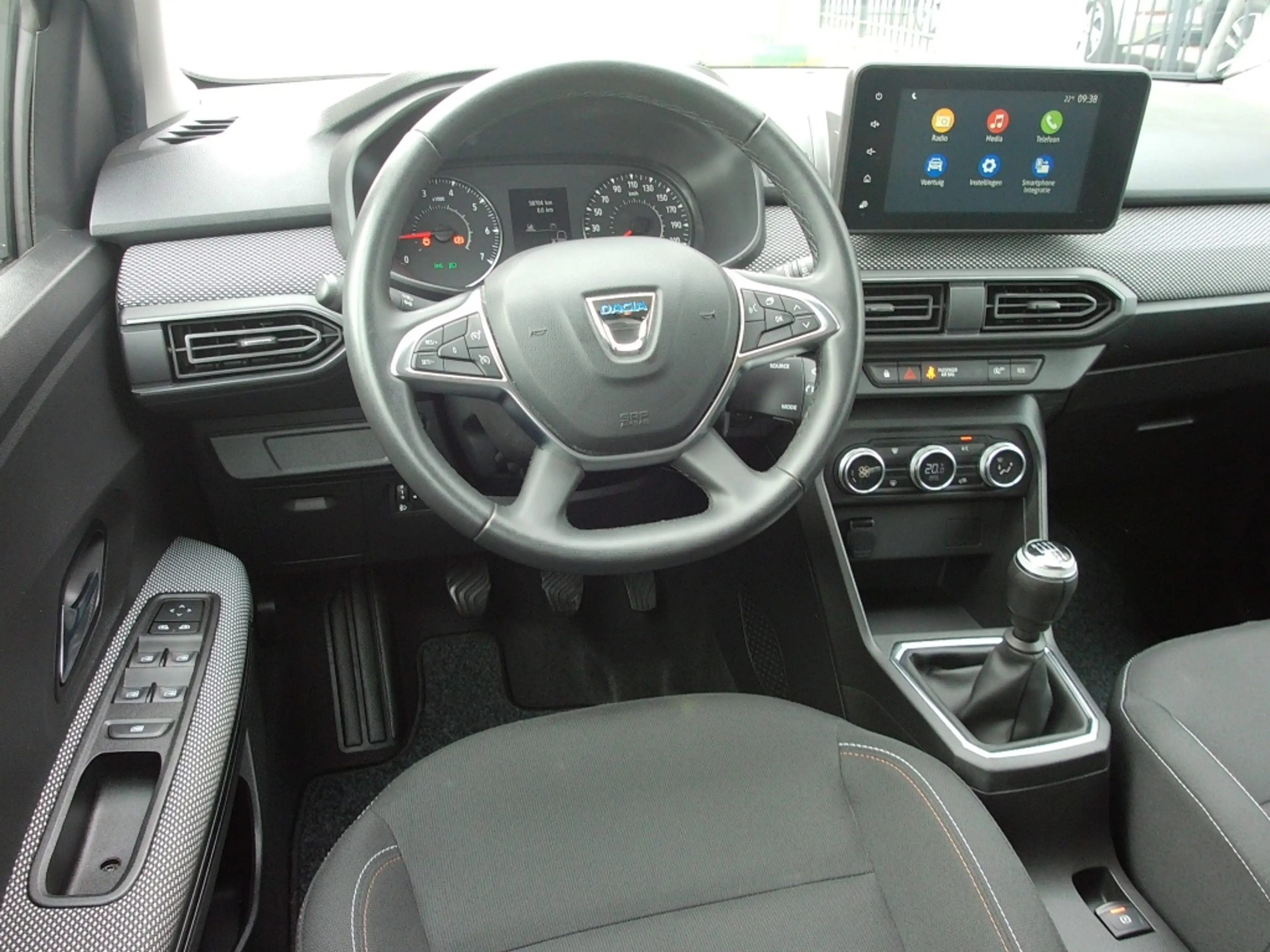 Dacia Jogger 1.0 TCe 110pk 7pl — photo 24