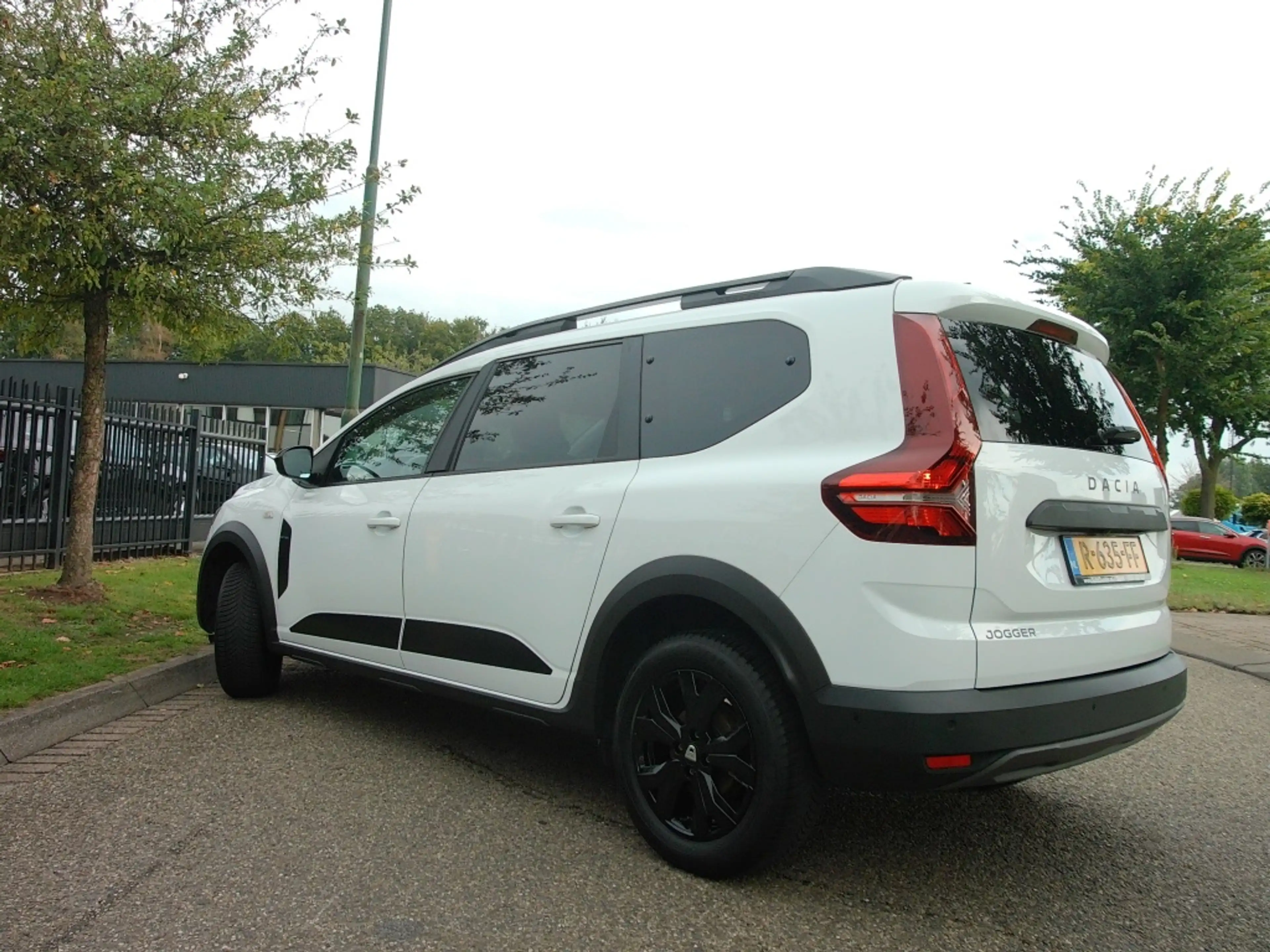 Dacia Jogger 1.0 TCe 110pk 7pl — photo 45