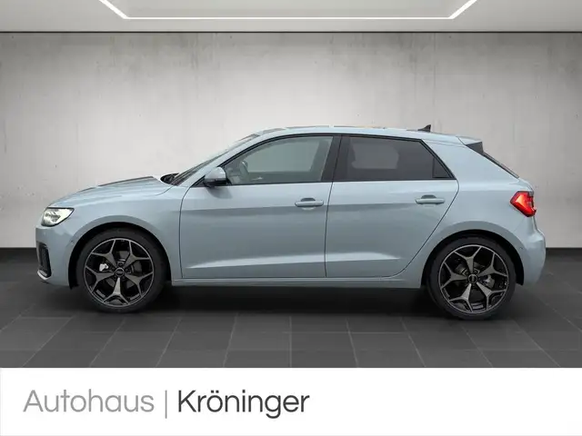 Audi A1 view 3