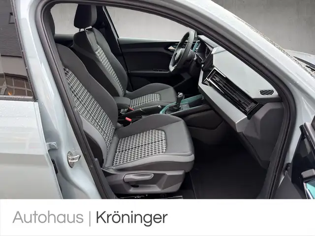 Audi A1 view 9